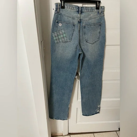 FREE PEOPLE STEINBECK PATCHED STRAIGHT LEG JEANS Size 27 - Picture 8 of 16